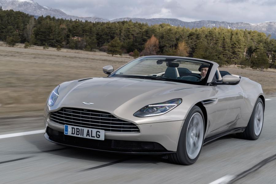  Aston Martin DB11 V8 Volante 2018 года  (WW) (фото 26 из 54)
